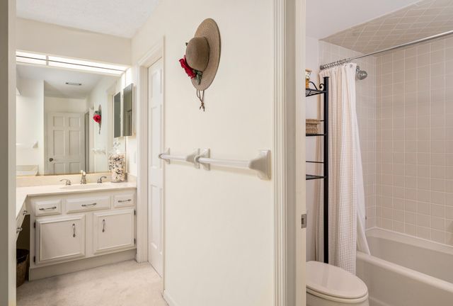 101 W Park Shores Circle 2, Indian River Shores, FL 32963