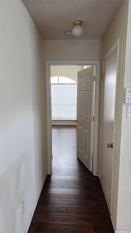 417 Preston Oaks Drive, Lewisville, TX 75067