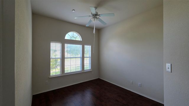 417 Preston Oaks Drive, Lewisville, TX 75067