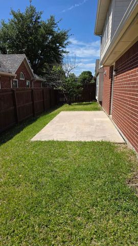 417 Preston Oaks Drive, Lewisville, TX 75067