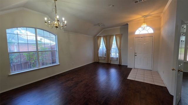 417 Preston Oaks Drive, Lewisville, TX 75067