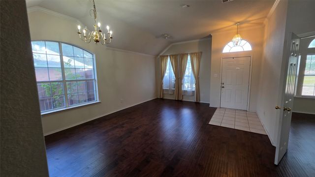 417 Preston Oaks Drive, Lewisville, TX 75067