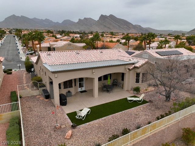 2016 Hallston Street, Las Vegas, NV 89134