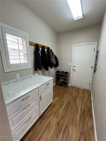 2016 Hallston Street, Las Vegas, NV 89134