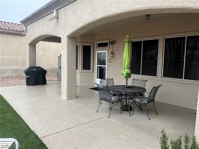 2016 Hallston Street, Las Vegas, NV 89134