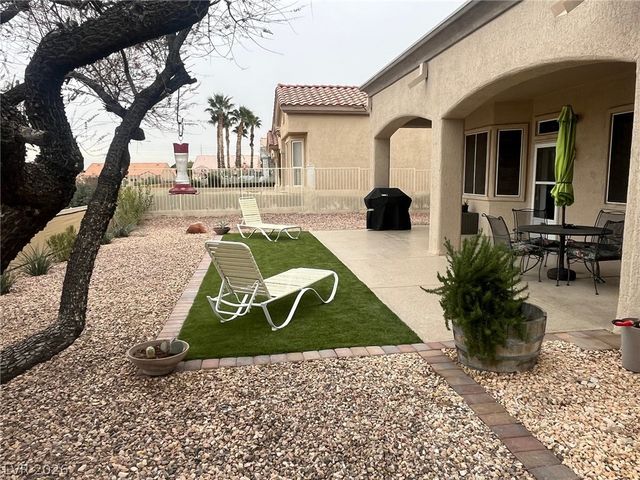 2016 Hallston Street, Las Vegas, NV 89134