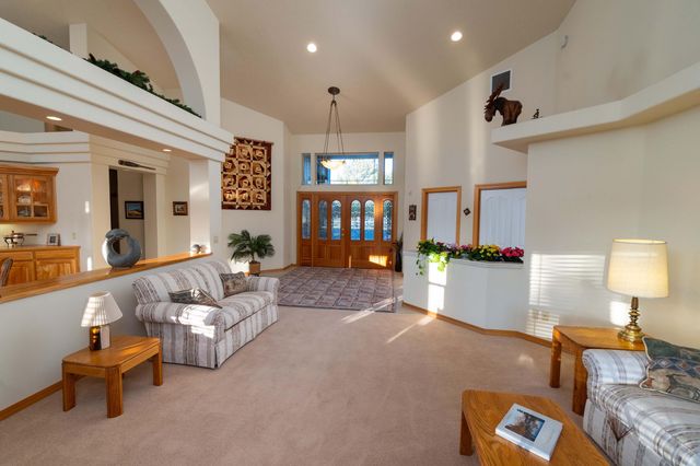 60485 Billadeau Road, Bend, OR 97702