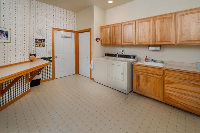 60485 Billadeau Road, Bend, OR 97702