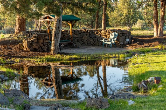 60485 Billadeau Road, Bend, OR 97702