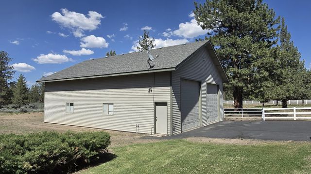 60485 Billadeau Road, Bend, OR 97702