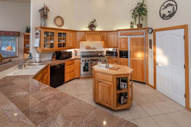 60485 Billadeau Road, Bend, OR 97702