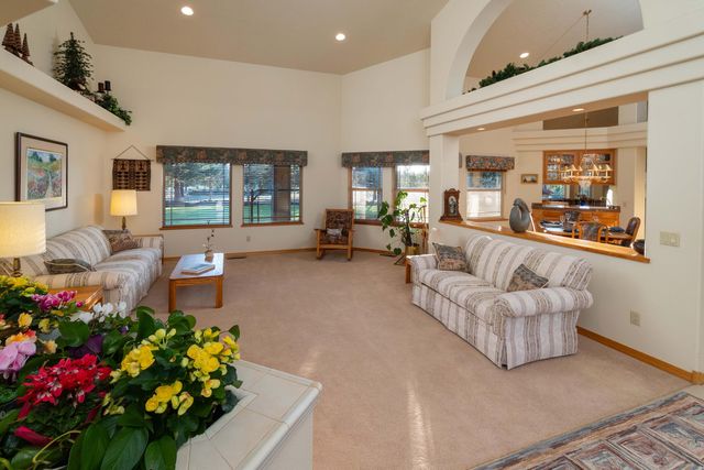 60485 Billadeau Road, Bend, OR 97702