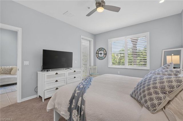 1285 Sweetwater CV 2106, Naples, FL 34110