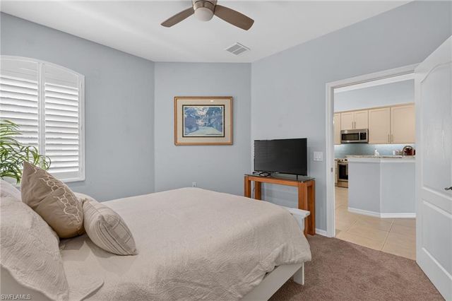 1285 Sweetwater CV 2106, Naples, FL 34110