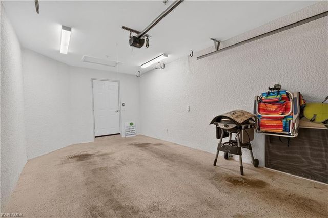 1285 Sweetwater CV 2106, Naples, FL 34110