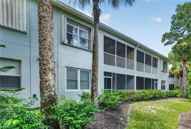 1285 Sweetwater CV 2106, Naples, FL 34110