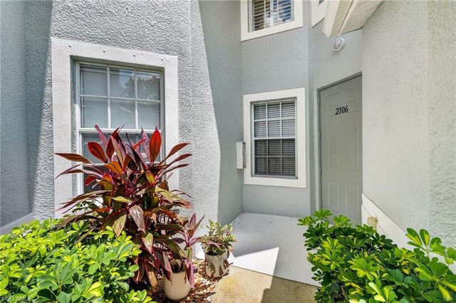 1285 Sweetwater CV 2106, Naples, FL 34110