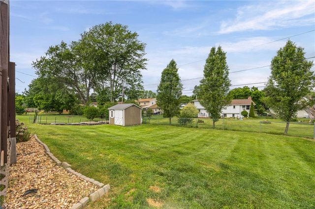 744 English Road, Greece, NY 14616