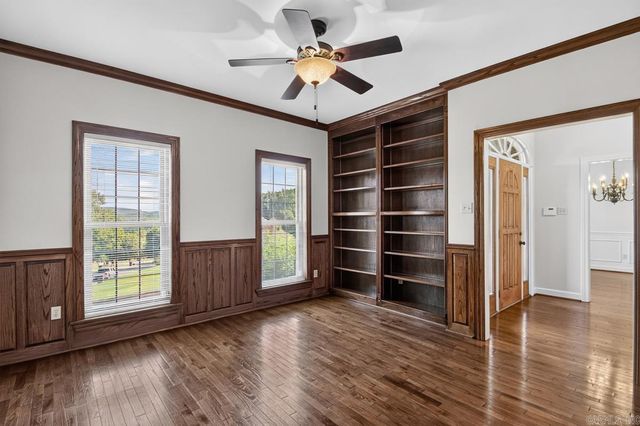 27 Calumet Road, Little Rock, AR 72223