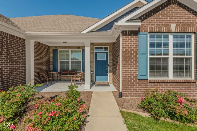 3254 S Ansley Drive, New Palestine, IN 46163