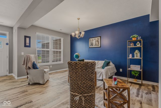 3254 S Ansley Drive, New Palestine, IN 46163