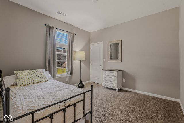 3254 S Ansley Drive, New Palestine, IN 46163