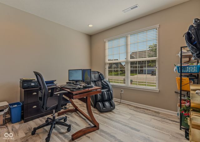 3254 S Ansley Drive, New Palestine, IN 46163