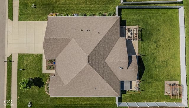 3254 S Ansley Drive, New Palestine, IN 46163