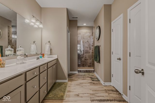 3254 S Ansley Drive, New Palestine, IN 46163