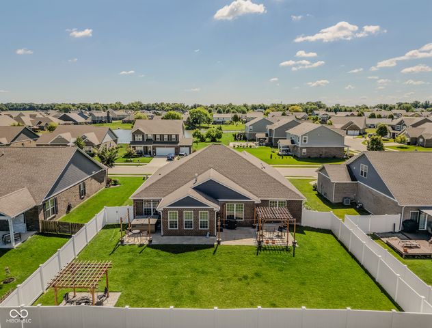 3254 S Ansley Drive, New Palestine, IN 46163