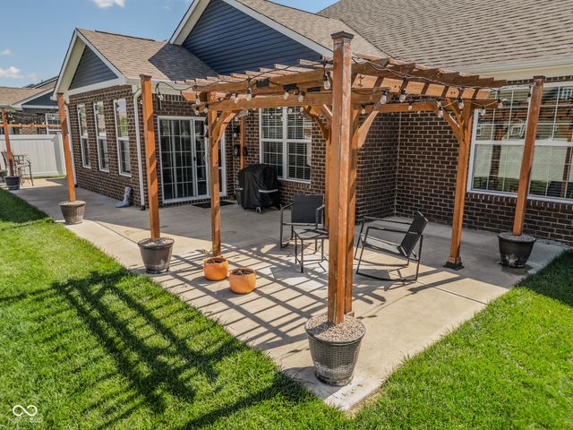 3254 S Ansley Drive, New Palestine, IN 46163
