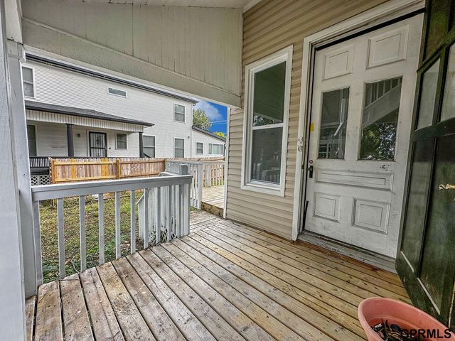 260 S 27 Street, Lincoln, NE 68510