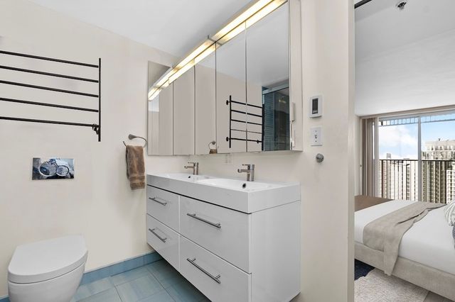 8 Museum Way 1201, Cambridge, MA 02141