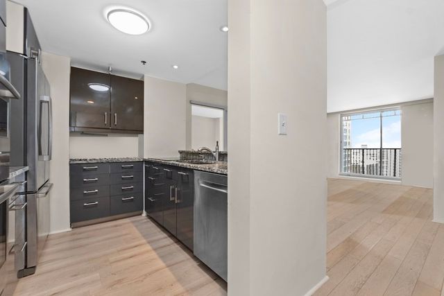 8 Museum Way 1201, Cambridge, MA 02141