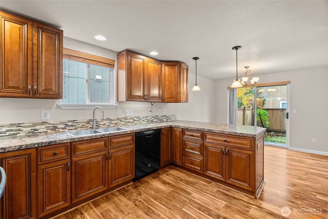 614 Malibu Drive SE, Lacey, WA 98503