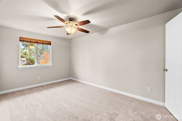 614 Malibu Drive SE, Lacey, WA 98503