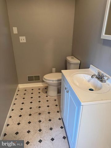 513 CHESTNUT ST, Lebanon, PA 17042