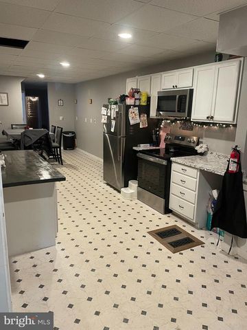 513 CHESTNUT ST, Lebanon, PA 17042