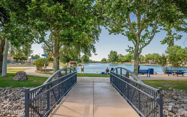 878 W Calle Moa, Sahuarita, AZ 85629