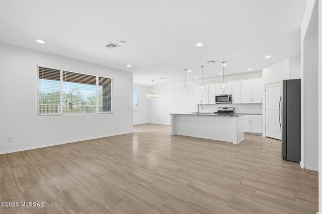 878 W Calle Moa, Sahuarita, AZ 85629
