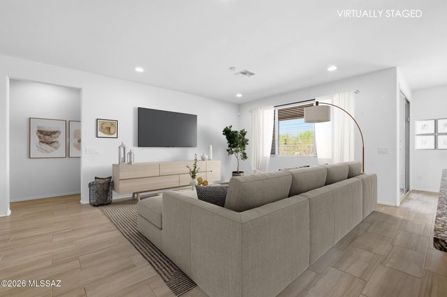 878 W Calle Moa, Sahuarita, AZ 85629