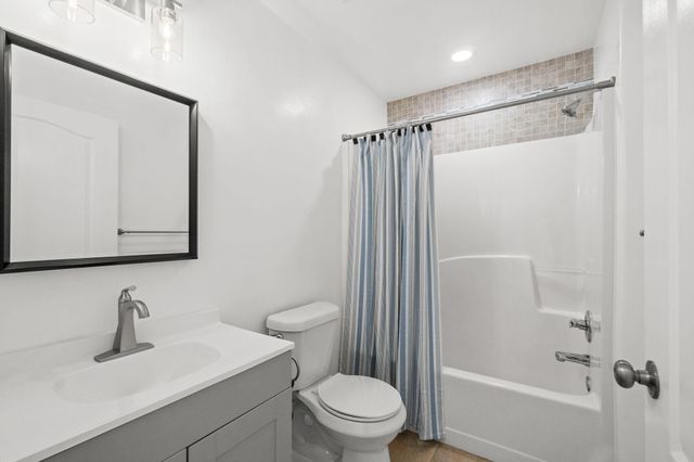 251 Mattie M Kelly Boulevard 302, Destin, FL 32541
