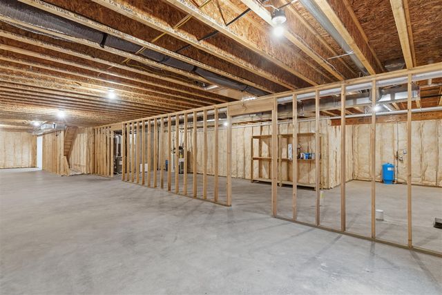 6273 Texas Drive, Kalamazoo, MI 49009