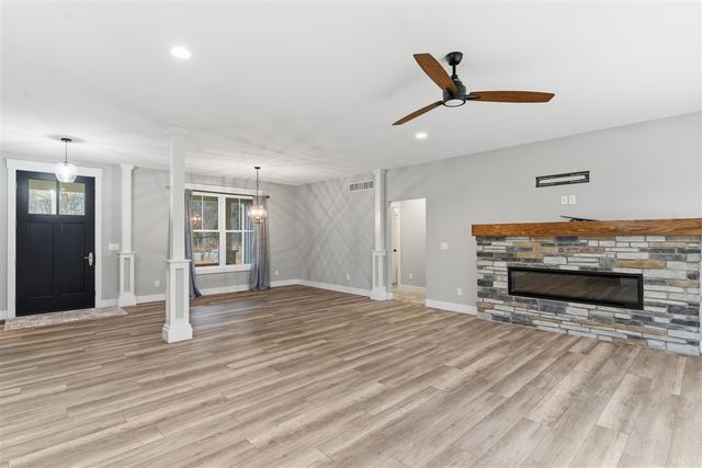 6273 Texas Drive, Kalamazoo, MI 49009