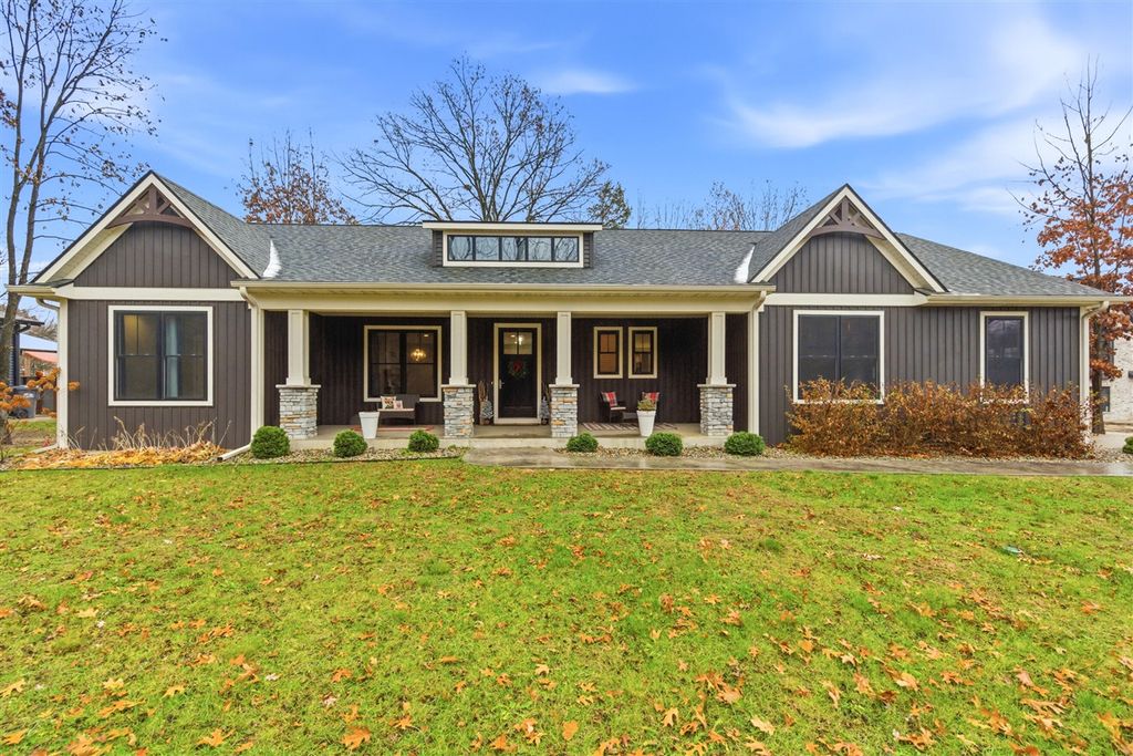 6273 Texas Drive, Kalamazoo, MI 49009