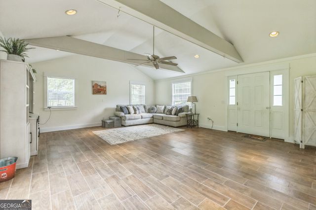 284 Landing Drive, Kingsland, GA 31548