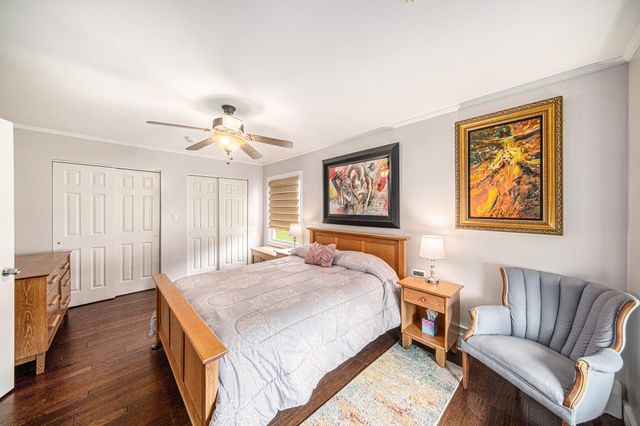 329 Pamela Circle, Brooklyn, MI 49230