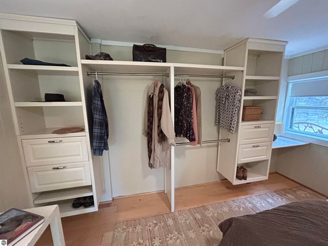 5039 Indian Hill Road, Honor, MI 49640