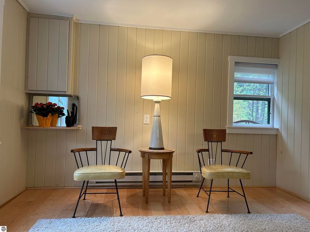 5039 Indian Hill Road, Honor, MI 49640