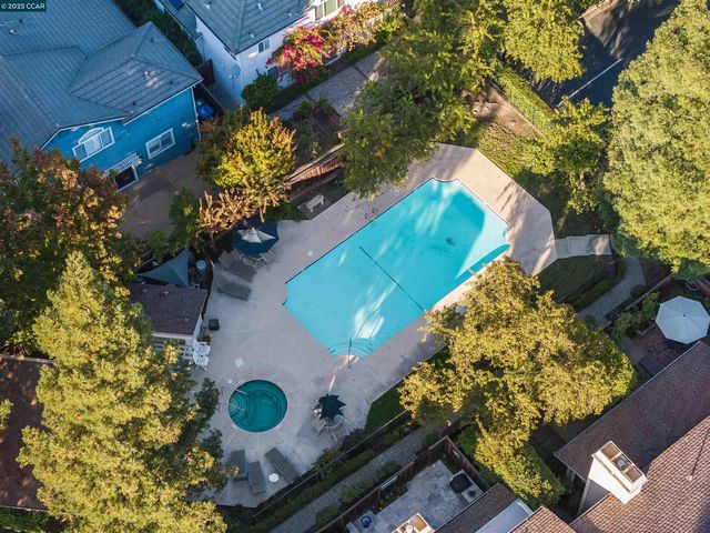 305 Windstream Place, Danville, CA 94536